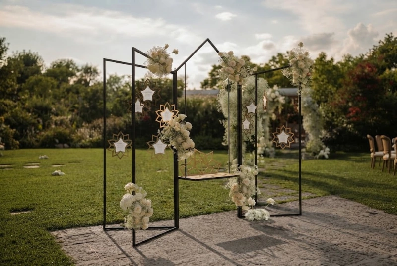 Altalena Scenografica Struttura Geometrica – Tableau de Mariage & Angolo Photobooth